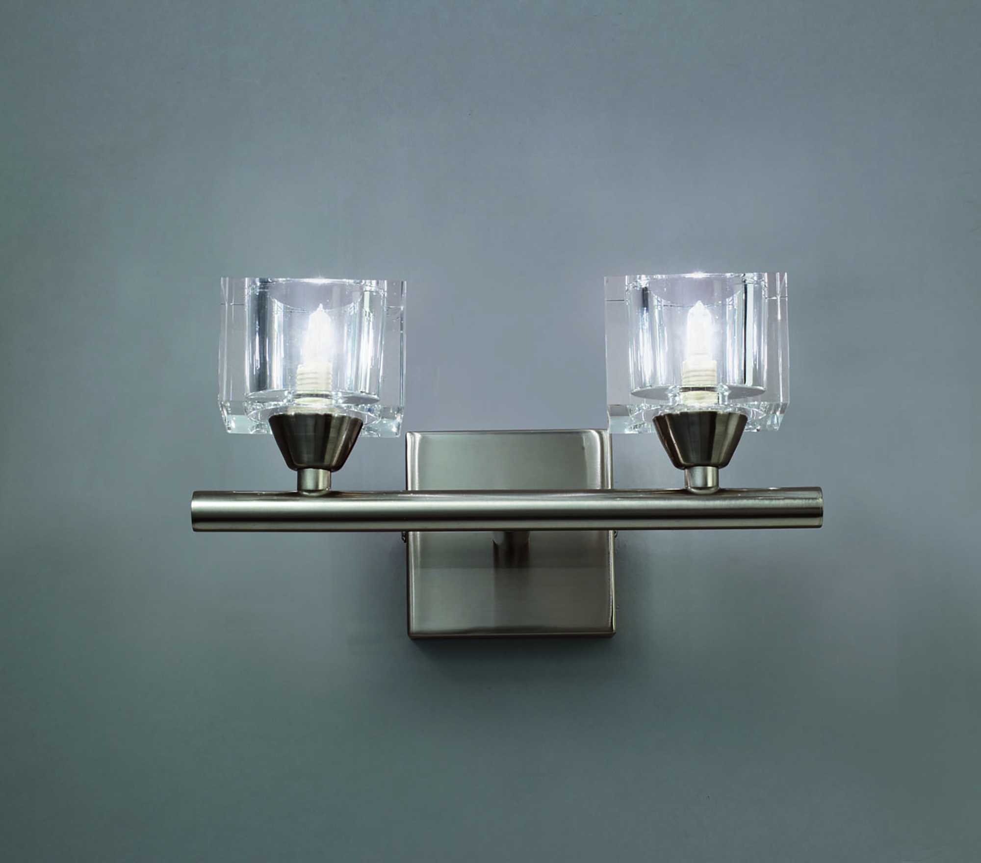 Cuadrax SN Wall Lights Mantra Armed Wall Lights